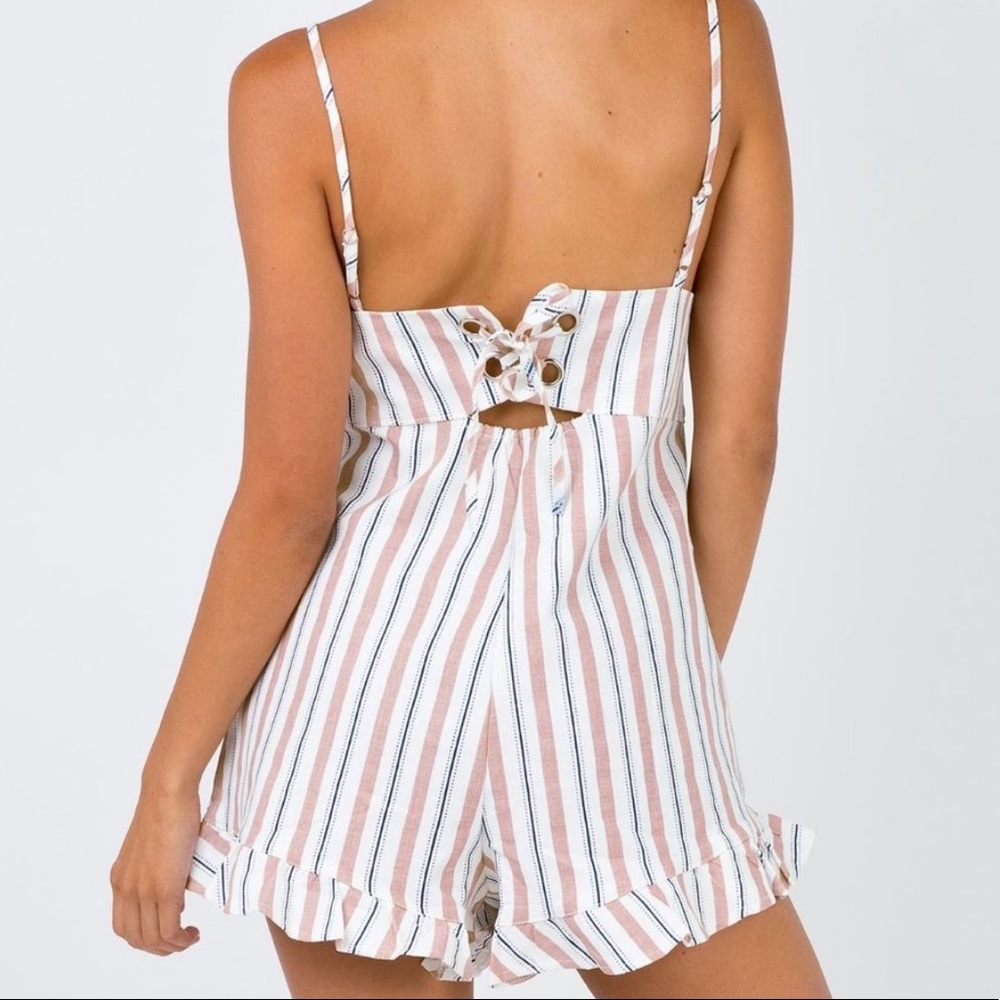 🌸Princess Polly | Allure Romper - Picture 3 of 10